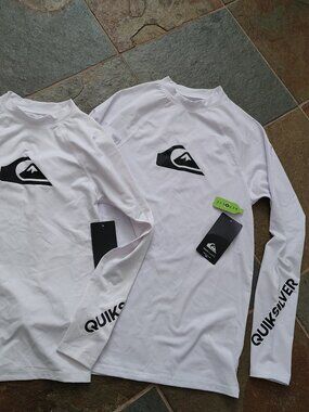 New Quiksilver Sun protection beach shirt UPF 50+